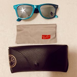 Ray-Ban Original Wayfarer Cosmo Women’s